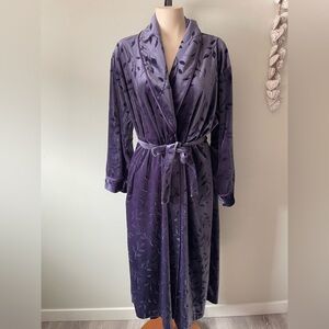Vintage Vanity Fair Luxurious Velvet Velour Long Floral Purple Robe Large